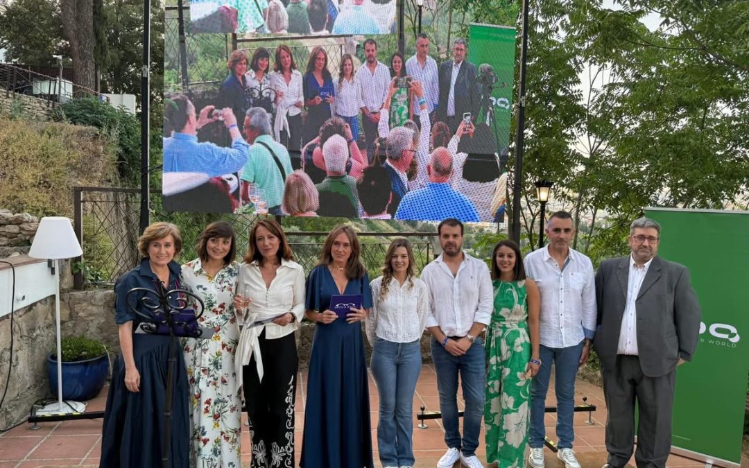 La empresa Rondeña Óptica Baca, celebra su 80º Aniversario en los jardines del Hotel Boutique Palacio de la Duquesa